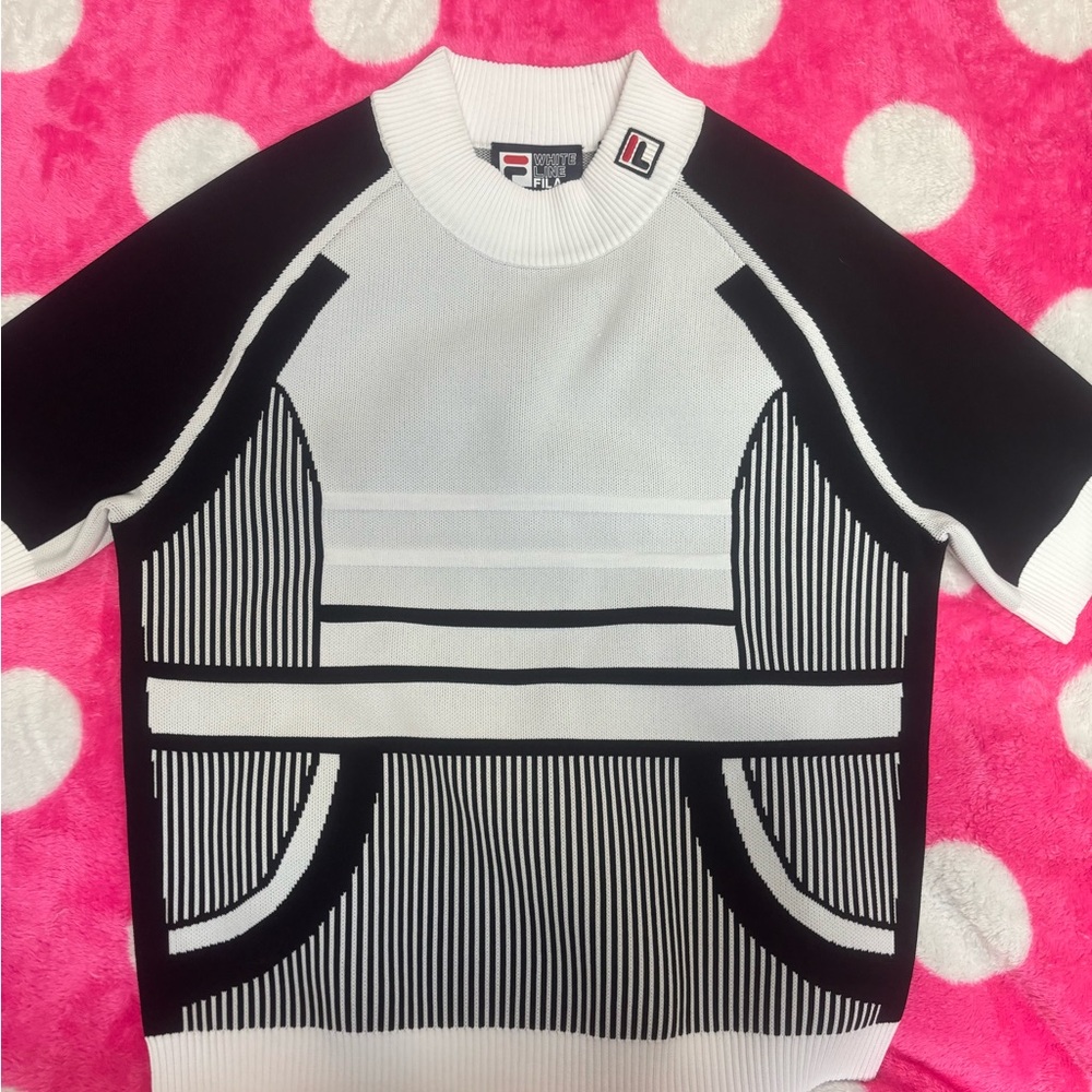 Fila Top – Monochrome Illusion Print, Ribbed Collar Great Looking